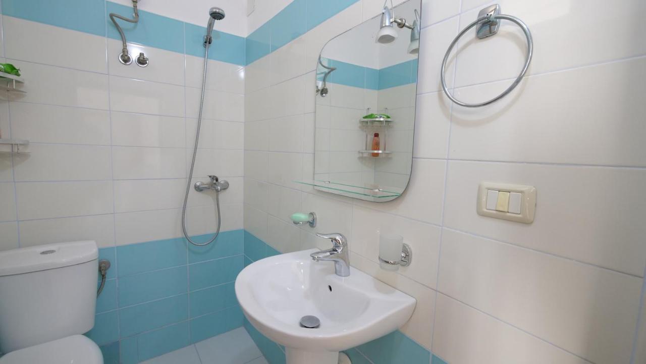 Apartment Kiri S.apartaments *